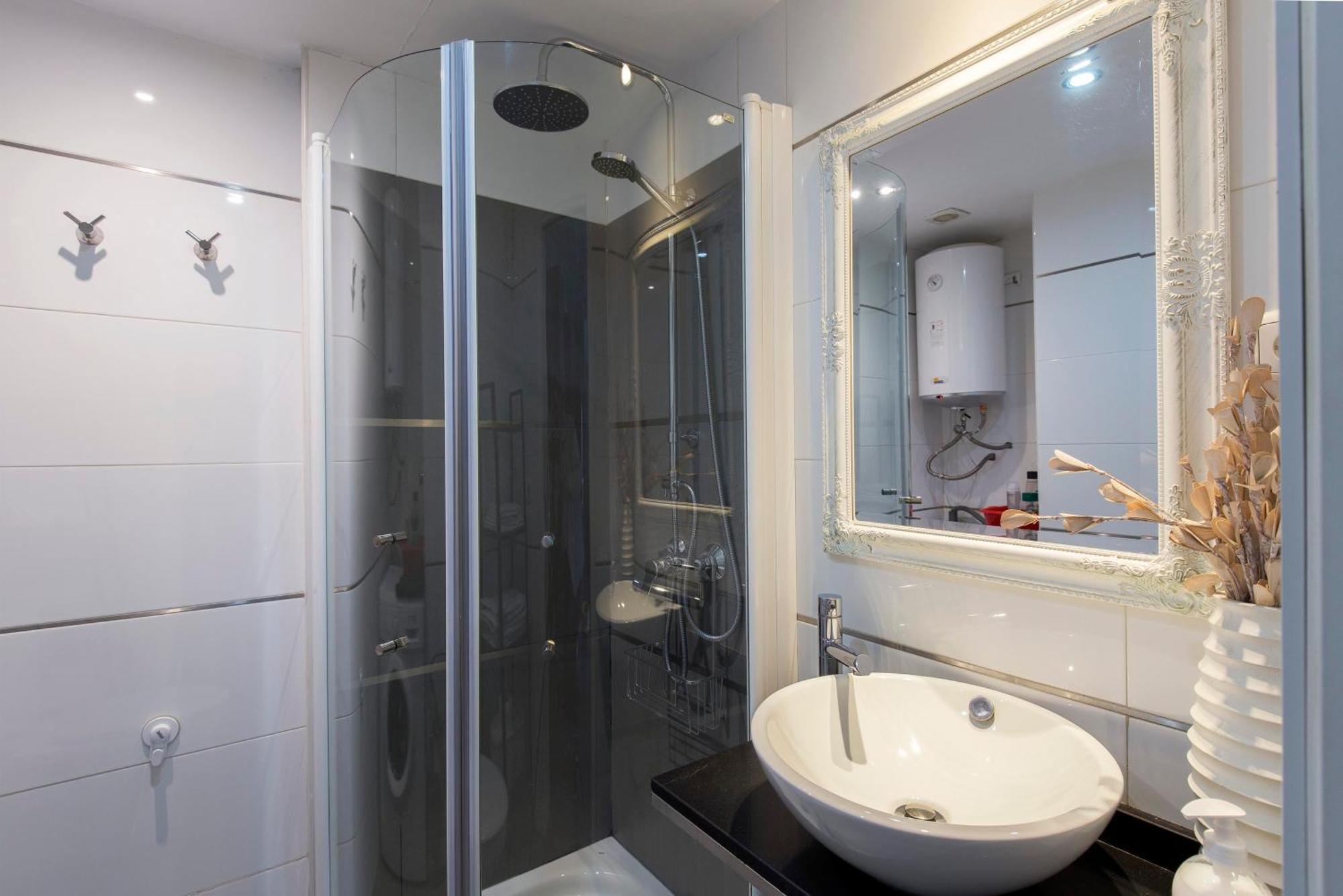La Marina Suite Málaga Eksteriør bilde